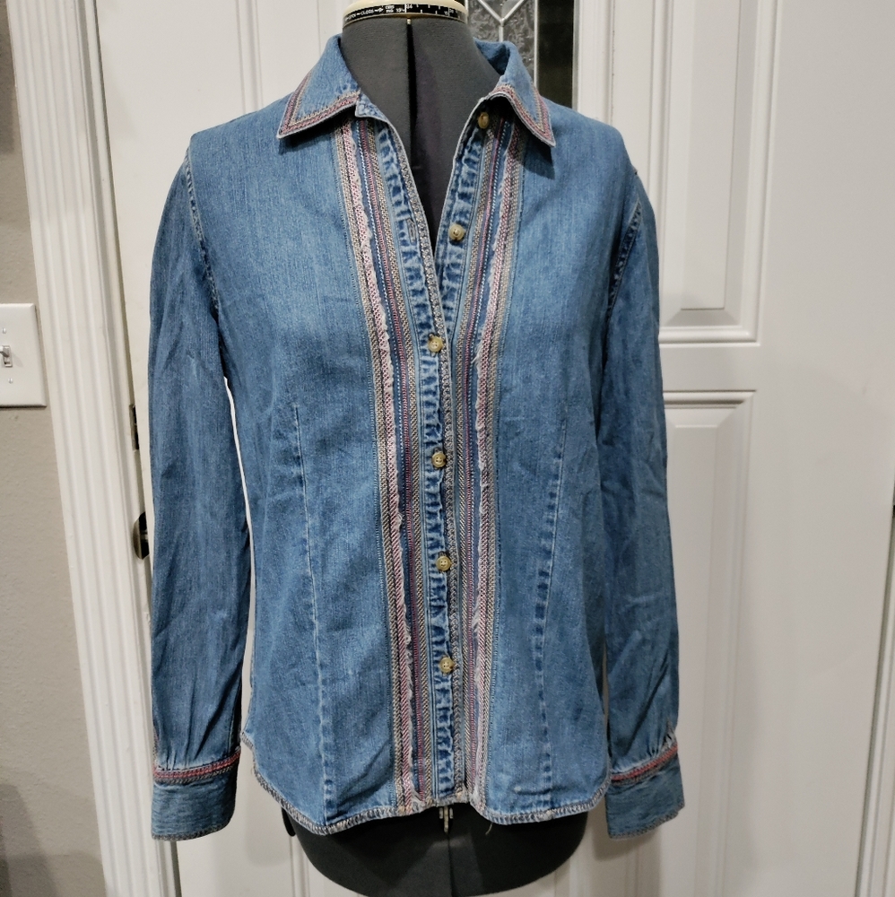 North River Outfitters women's denim button down shirt size Small